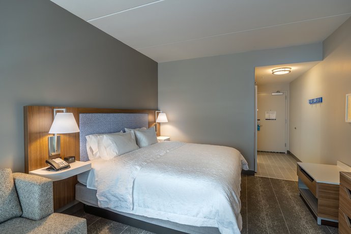 Imagen de la habitación del Hotel Hampton Inn and Suites Raleigh Midtown. Foto 3