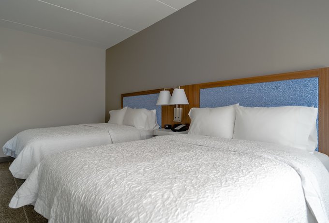 Imagen de la habitación del Hotel Hampton Inn and Suites Raleigh Midtown. Foto 11