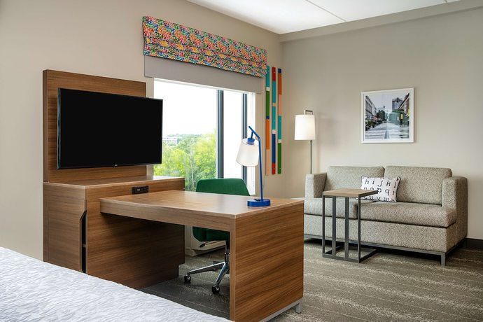 Imagen de la habitación del Hotel Hampton Inn and Suites Raleigh Midtown. Foto 16