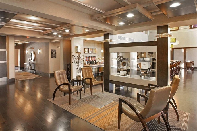 Imagen de los interiores del Hotel Hampton Inn and Suites Richmond/glenside. Foto 13