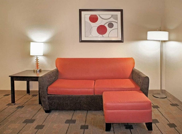 Imagen de los interiores del Hotel Hampton Inn and Suites Richmond/glenside. Foto 14