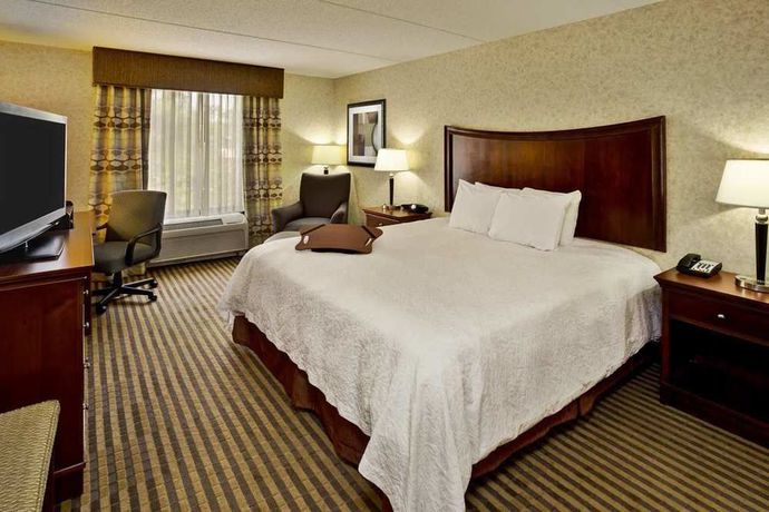 Imagen de la habitación del Hotel Hampton Inn and Suites Richmond/virginia Center. Foto 6