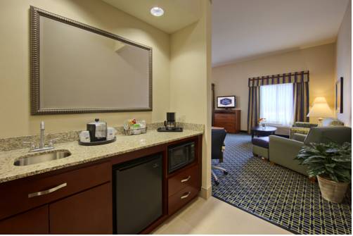 Imagen de la habitación del Hotel Hampton Inn and Suites Ridgecrest. Foto 12