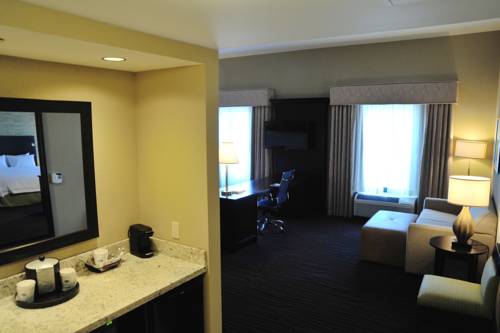 Imagen de la habitación del Hotel Hampton Inn and Suites Robbinsville. Foto 11