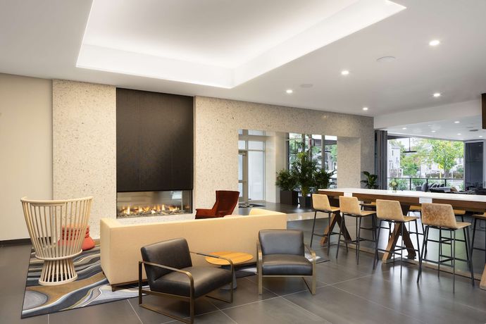 Imagen de los interiores del Hotel Hampton Inn and Suites Rochester Downtown. Foto 14