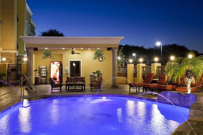 Imagen de la piscina del Hotel Hampton Inn and Suites Rockport-fulton. Foto 15