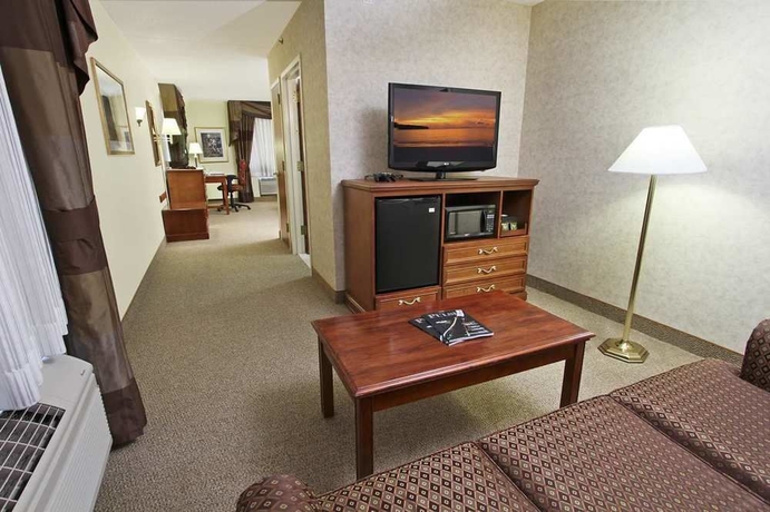 Imagen de los interiores del Hotel Hampton Inn and Suites Rockville Centre. Foto 11