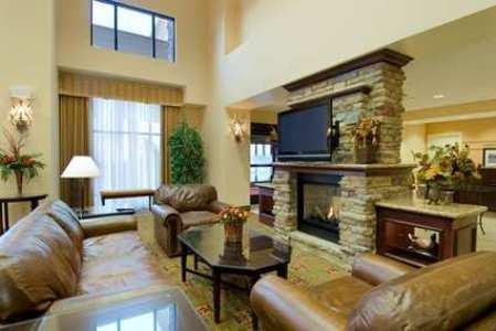 Imagen general del Hotel Hampton Inn and Suites Rogers. Foto 4