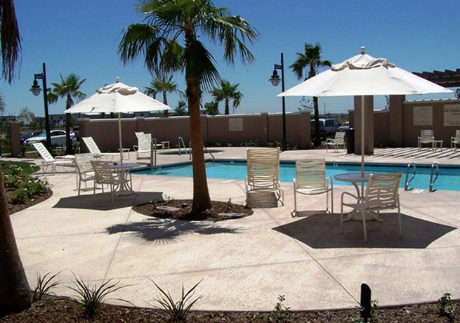 Imagen de la piscina del Hotel Hampton Inn and Suites Sacramento-airport-natomas. Foto 12