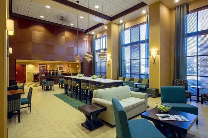 Imagen de los interiores del Hotel Hampton Inn and Suites Sacramento-elk Grove Laguna I-5. Foto 9