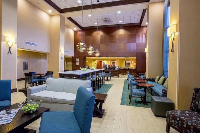 Imagen de los interiores del Hotel Hampton Inn and Suites Sacramento-elk Grove Laguna I-5. Foto 12