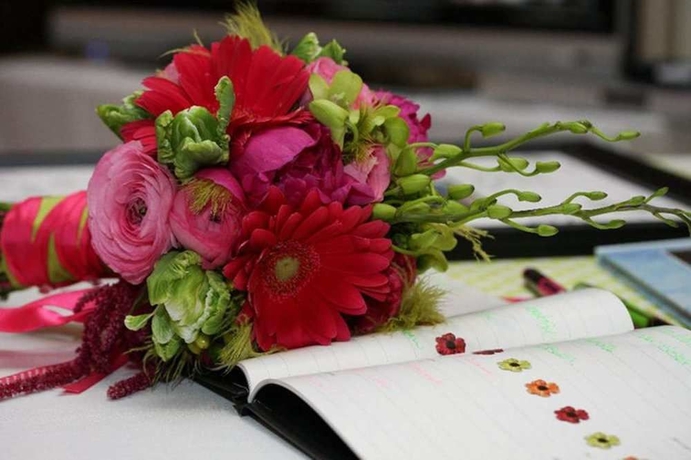 Imagen de los interiores del Hotel Hampton Inn and Suites Salt Lake City Airport. Foto 12