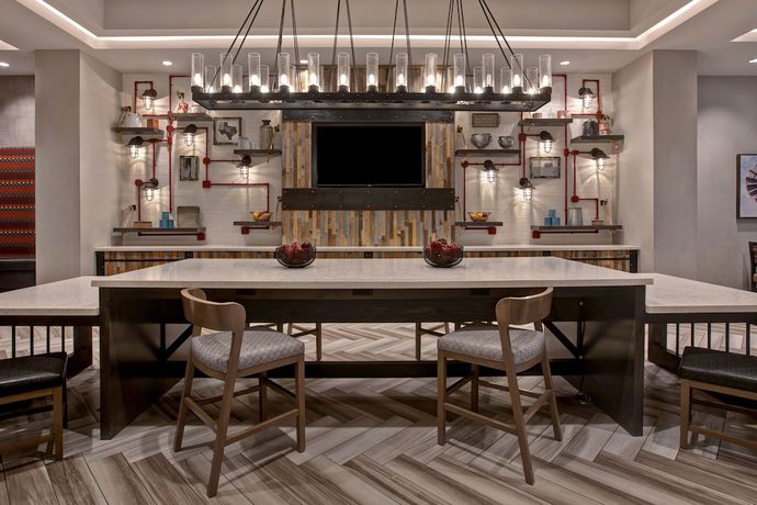 Imagen de los interiores del Hotel Hampton Inn and Suites San Antonio Riverwalk. Foto 16