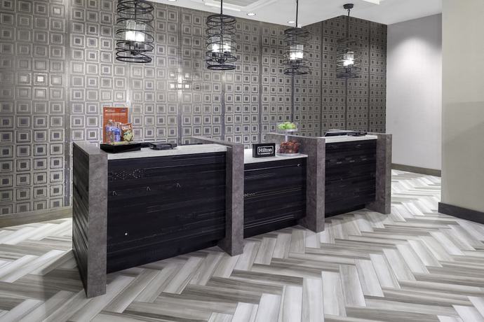 Imagen de los interiores del Hotel Hampton Inn and Suites San Antonio Riverwalk. Foto 19