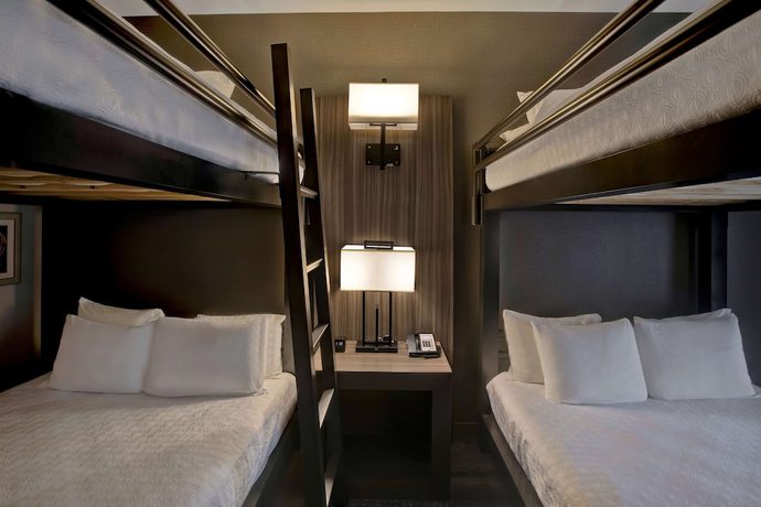 Imagen de la habitación del Hotel Hampton Inn and Suites San Antonio Riverwalk. Foto 14