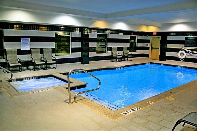 Imagen de la piscina del Hotel Hampton Inn and Suites San Antonio/northeast I-35. Foto 14