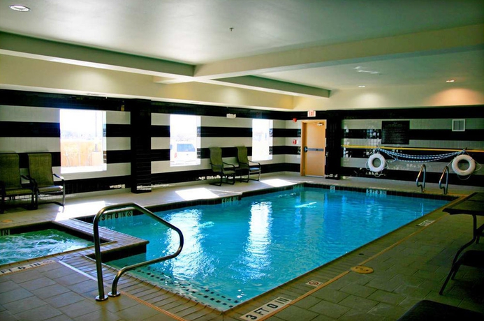 Imagen de la piscina del Hotel Hampton Inn and Suites San Antonio/northeast I-35. Foto 15