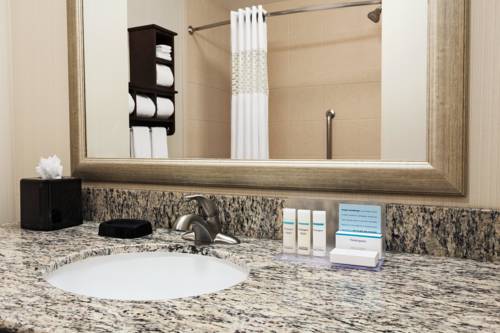 Imagen de la habitación del Hotel Hampton Inn and Suites San Bernardino. Foto 14