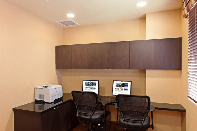 Imagen de los interiores del Hotel Hampton Inn and Suites San Clemente. Foto 10