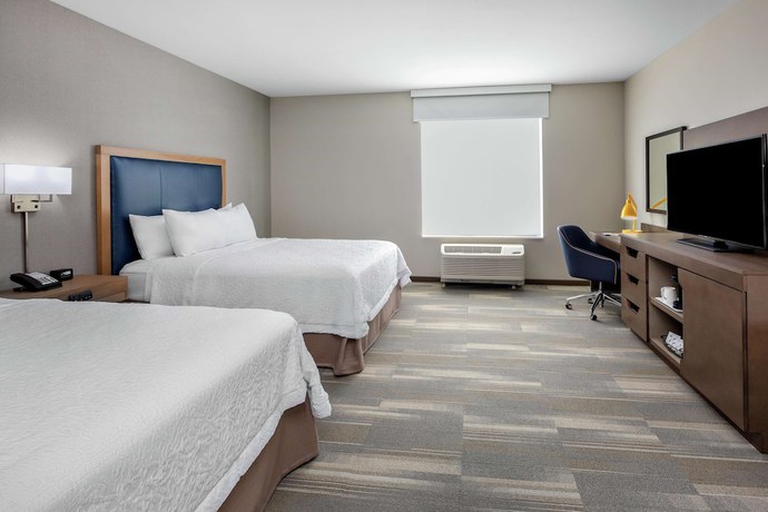 Imagen de la habitación del Hotel Hampton Inn and Suites San Diego Airport Liberty Station. Foto 2