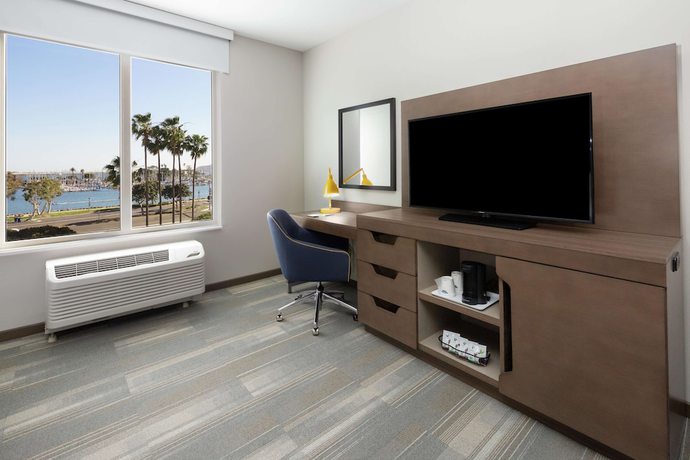 Imagen de la habitación del Hotel Hampton Inn and Suites San Diego Airport Liberty Station. Foto 8
