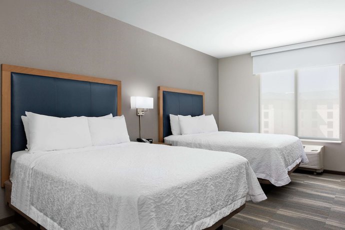 Imagen de la habitación del Hotel Hampton Inn and Suites San Diego Airport Liberty Station. Foto 13