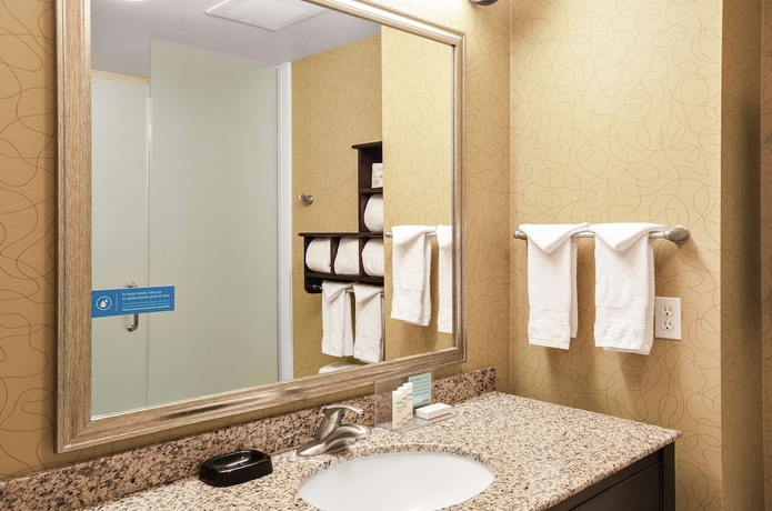 Imagen de la habitación del Hotel Hampton Inn and Suites San Luis Obispo. Foto 10