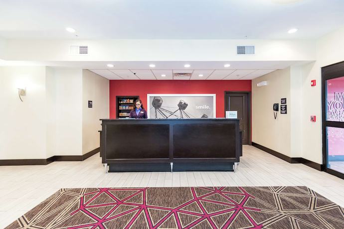 Imagen de los interiores del Hotel Hampton Inn and Suites Sandusky/Milan. Foto 17