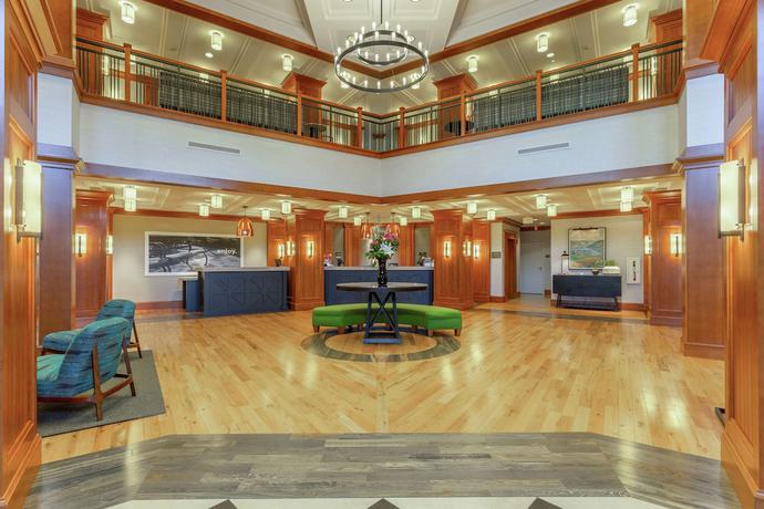 Imagen de los interiores del Hotel Hampton Inn and Suites Saratoga Springs Downtown. Foto 20