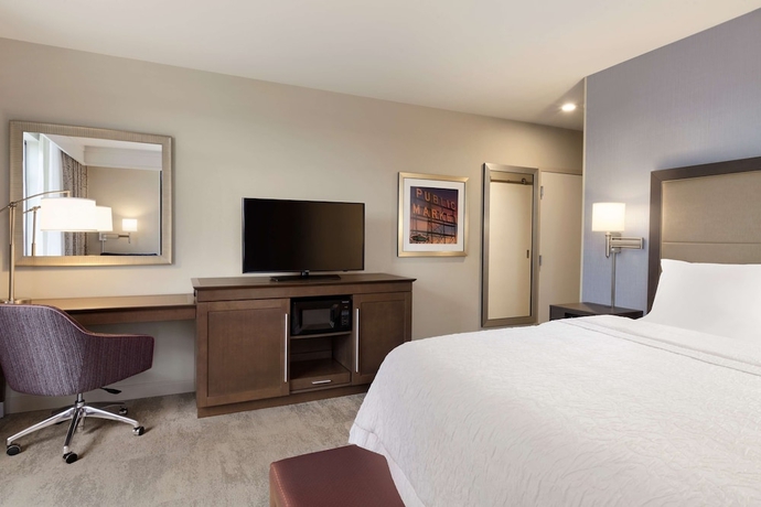 Imagen de la habitación del Hotel Hampton Inn and Suites Seattle/renton. Foto 3