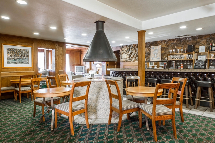 Imagen del bar/restaurante del Hotel Hampton Inn and Suites South Lake Tahoe. Foto 4