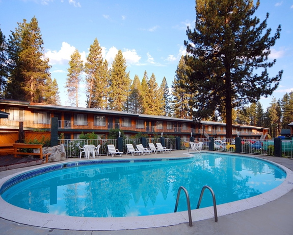 Imagen de la piscina del Hotel Hampton Inn and Suites South Lake Tahoe. Foto 12