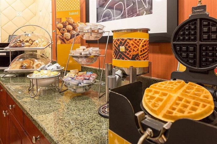 Imagen del bar/restaurante del Hotel Hampton Inn and Suites Spartanburg-i-26-westgate Mall. Foto 2