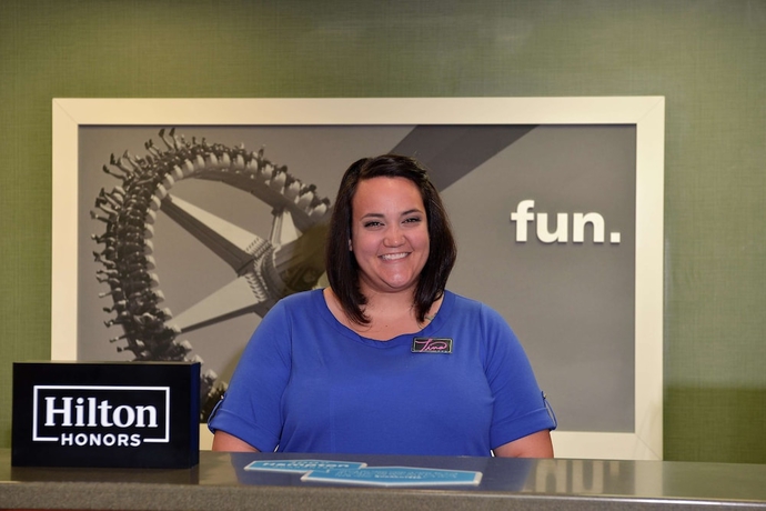 Imagen de los interiores del Hotel Hampton Inn and Suites Springfield, Mo. Foto 15