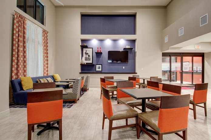 Imagen de los interiores del Hotel Hampton Inn and Suites Springfield/downtown, Ma. Foto 15