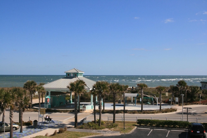 Imagen de los exteriores del Hotel Hampton Inn and Suites St. Augustine-vilano Beach. Foto 4