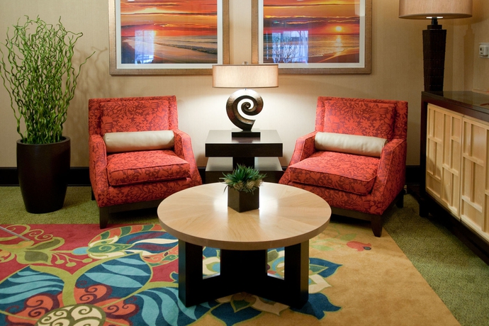 Imagen de los interiores del Hotel Hampton Inn and Suites St. Petersburg/downtown. Foto 13
