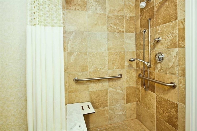 Imagen de la habitación del Hotel Hampton Inn and Suites Stuart-north. Foto 9