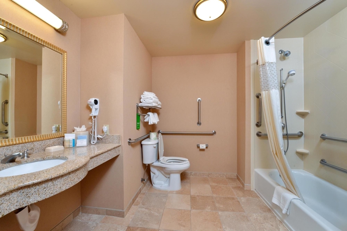 Imagen de la habitación del Hotel Hampton Inn and Suites Tacoma. Foto 2