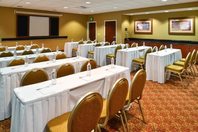 Imagen de los interiores del Hotel Hampton Inn and Suites Tacoma. Foto 13