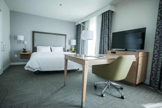 Imagen de la habitación del Hotel Hampton Inn and Suites Tempe/Phoenix Airport, AZ. Foto 9