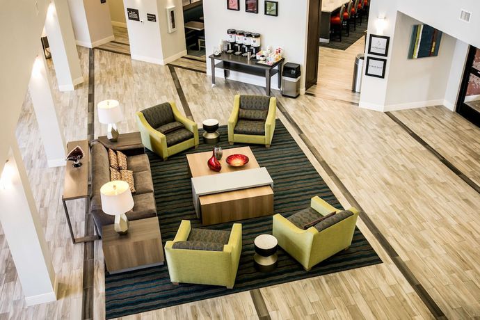 Imagen de los interiores del Hotel Hampton Inn and Suites Tempe/Phoenix Airport, AZ. Foto 19