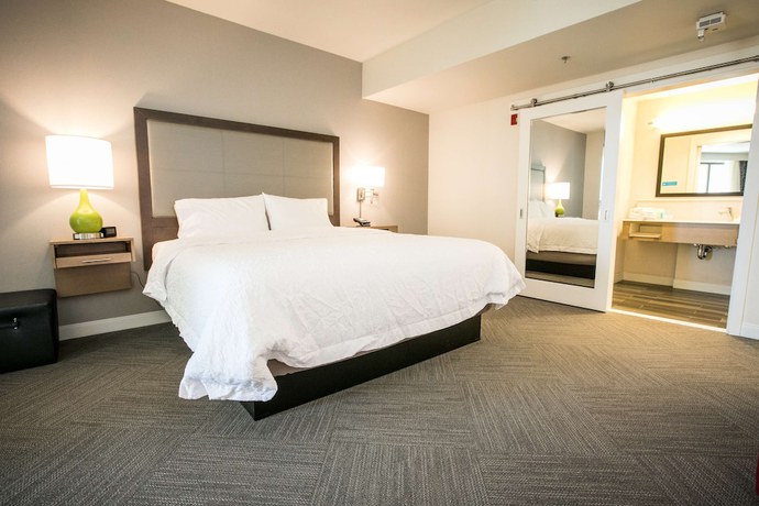 Imagen de la habitación del Hotel Hampton Inn and Suites Tempe/Phoenix Airport, AZ. Foto 11