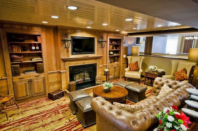 Imagen de los interiores del Hotel Hampton Inn and Suites Tifton. Foto 15