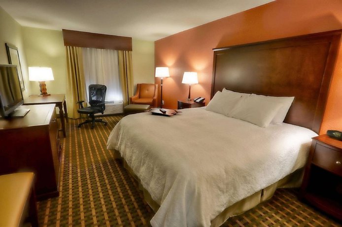 Imagen de la habitación del Hotel Hampton Inn and Suites Tifton. Foto 14