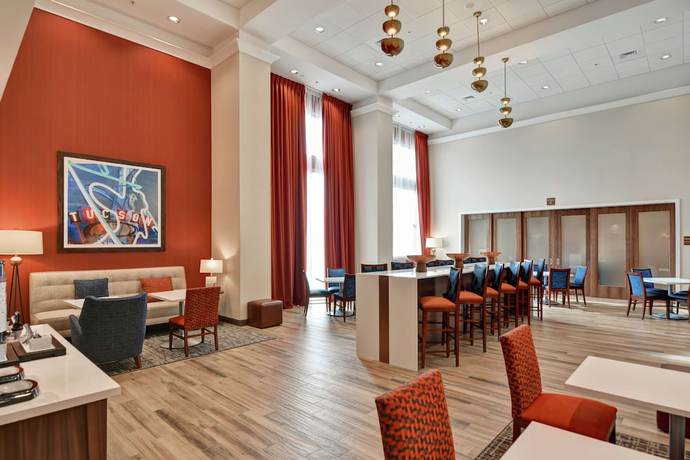 Imagen de los interiores del Hotel Hampton Inn and Suites Tucson Marana. Foto 13