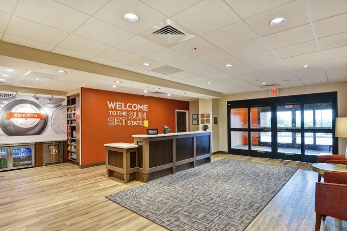 Imagen de los interiores del Hotel Hampton Inn and Suites Tucson Marana. Foto 16