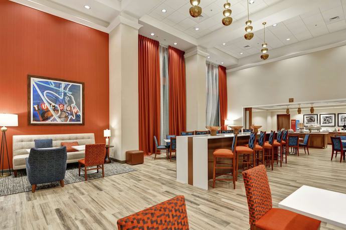 Imagen de los interiores del Hotel Hampton Inn and Suites Tucson Marana. Foto 17