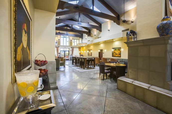 Imagen de los interiores del Hotel Hampton Inn and Suites Tucson-mall. Foto 14