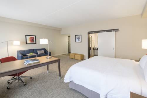 Imagen de la habitación del Hotel Hampton Inn and Suites Tulsa Downtown. Foto 1